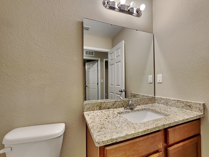 Building Photo - 5236 Walkers Ridge Dr