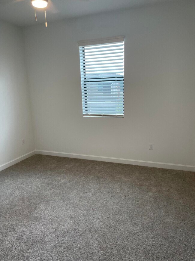 Building Photo - 14167 SW Solange St