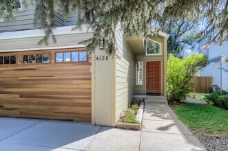 Building Photo - MODERN 2 BED/1.5 BATH IN HEART OF BOULDER!