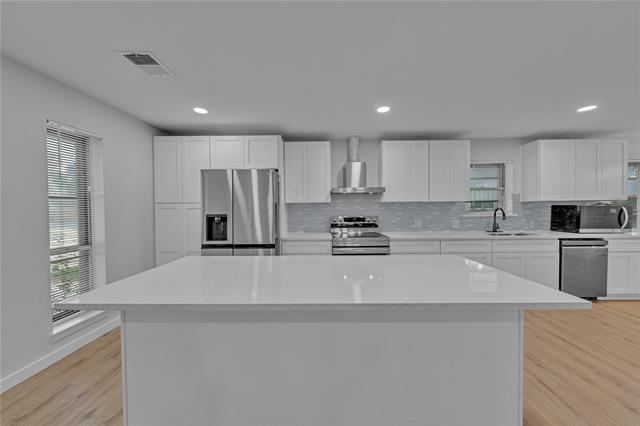 Building Photo - 3501 Ridgedale Dr
