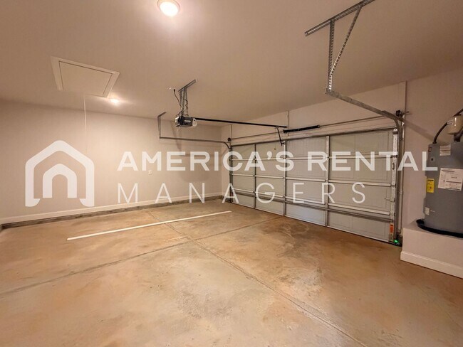 Building Photo - Elegant 4 Bedroom Retreat in Meridianville!