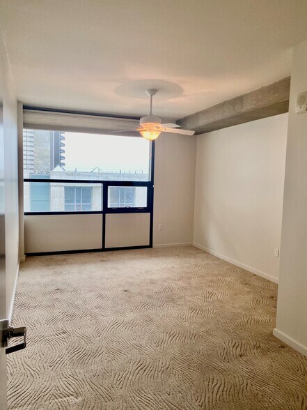 Master bedroom - 350 11th Ave