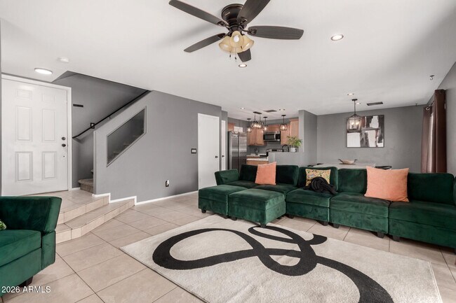 Building Photo - 12106 N 128th Ave