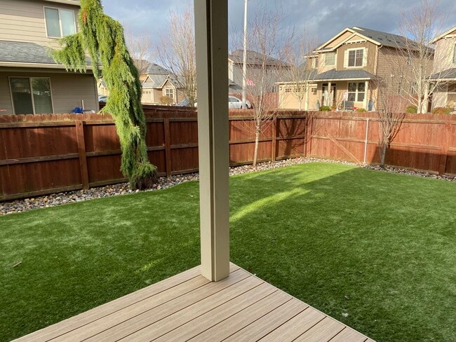 Building Photo - 5222 NE 129th Ave