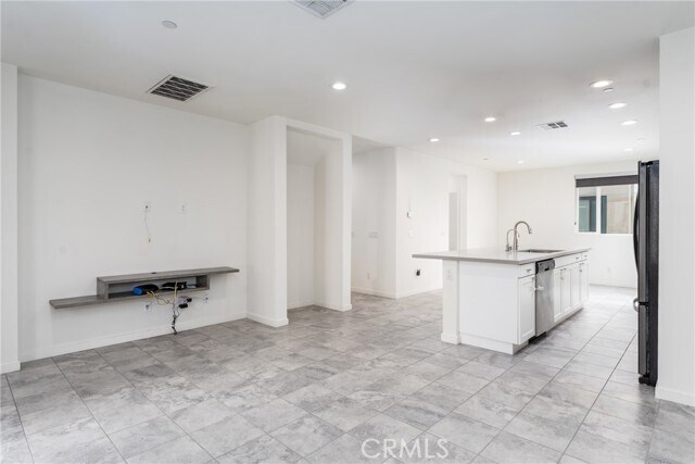 Building Photo - 2850 N Glassell St