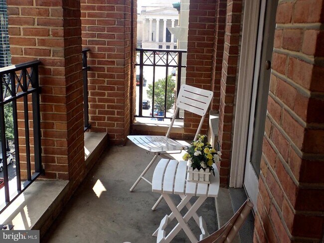 Building Photo - 601 Pennsylvania Ave NW