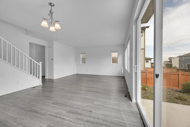 Building Photo - $3,125.00 - 4 Bedroom, 3.5 Bathroom, Singl...