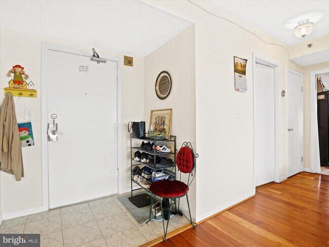 Building Photo - 5501 Seminary Rd