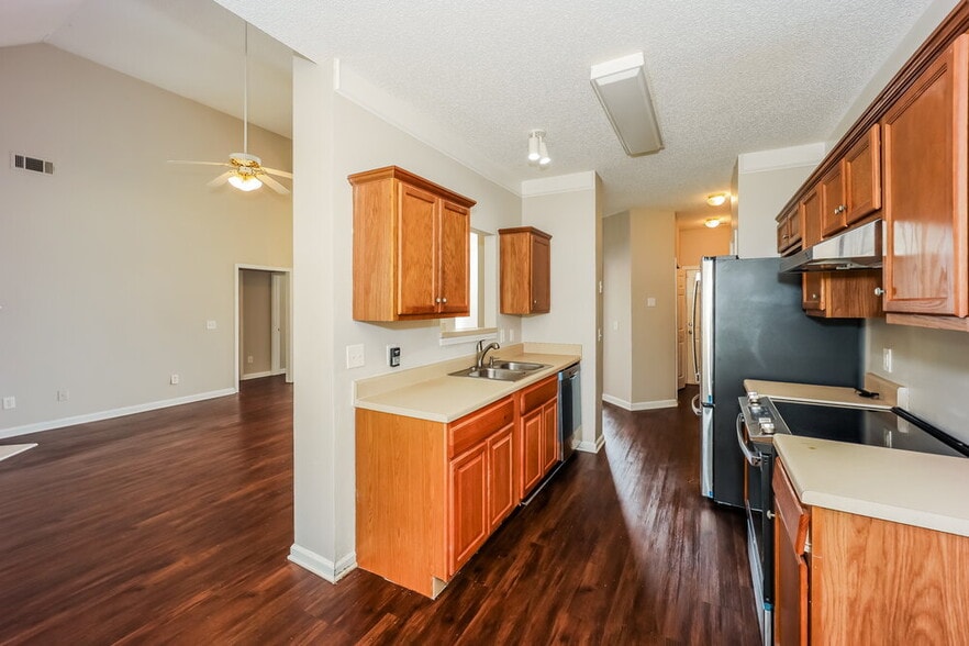 Building Photo - 3476 Lumpkin Ct