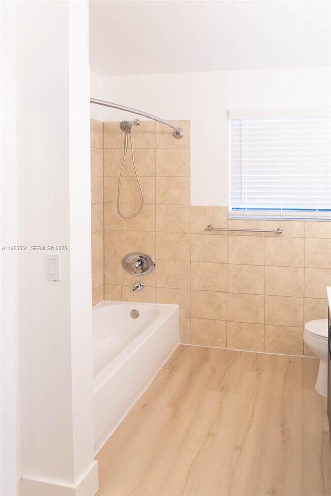 Building Photo - 7028 SW 106th Pl