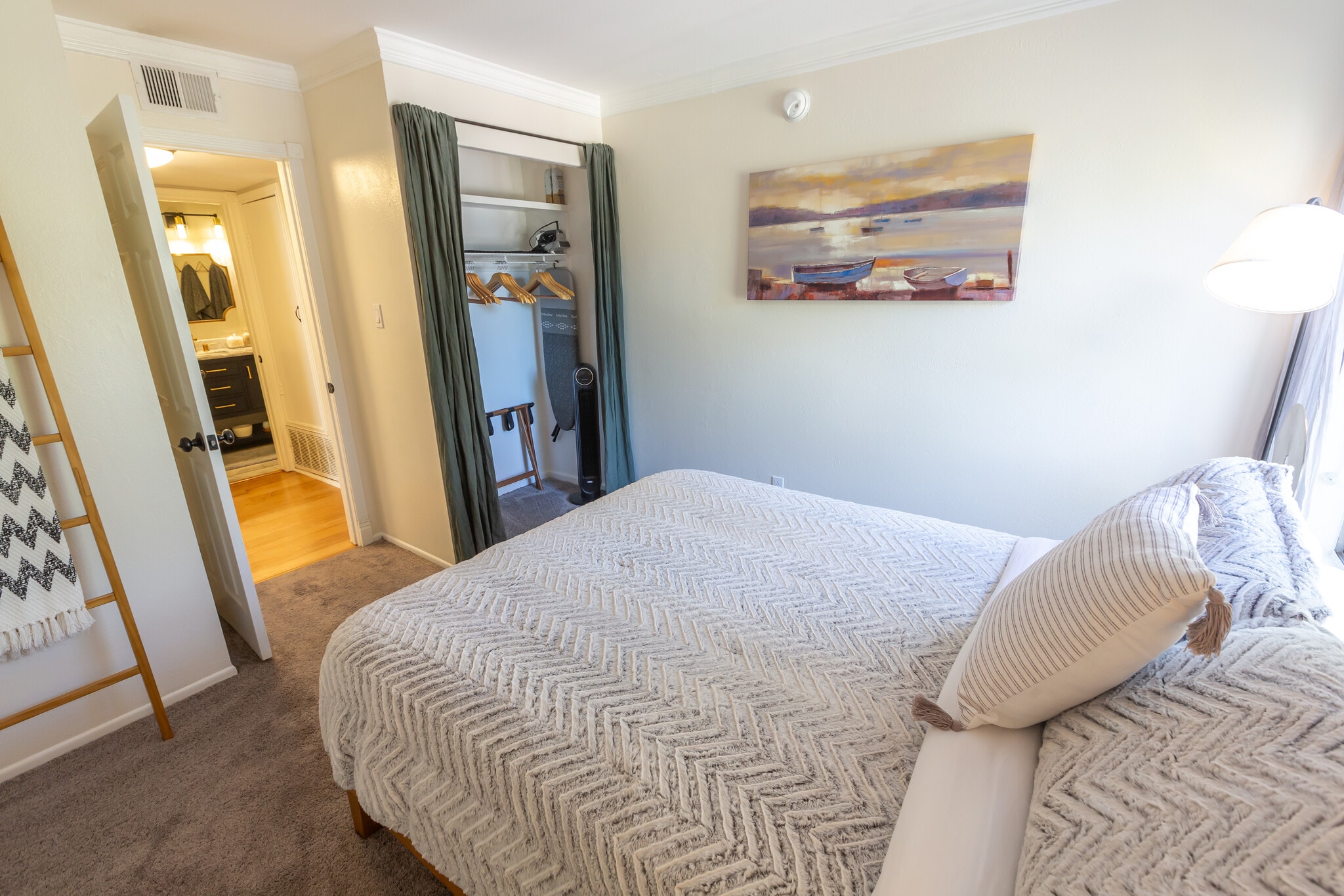 Building Photo - 5700 Etiwanda Ave