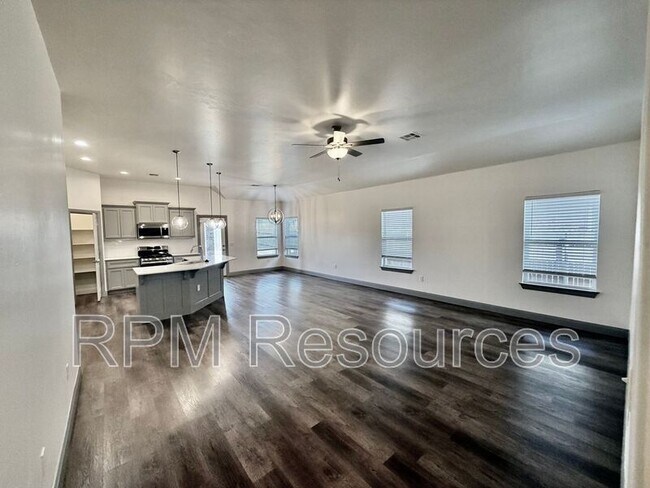 Building Photo - 3613 Shutter Ridge Dr