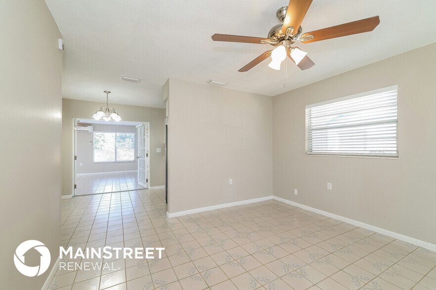 Building Photo - 4243 Cynthia St