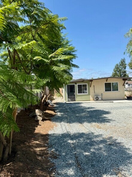 Building Photo - 8592 Atlas View Dr