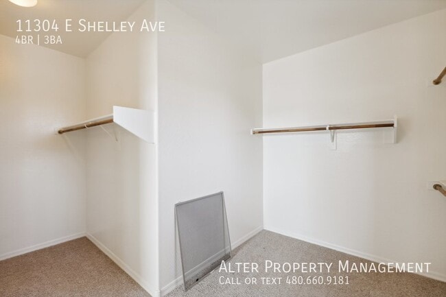 Building Photo - 11304 E Shelley Ave