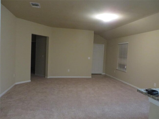 Building Photo - 505 Pinnacle Dr
