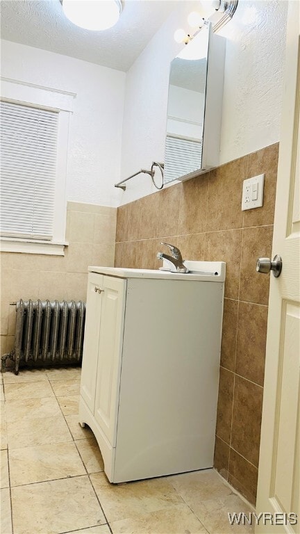 Building Photo - 701 Cedar Ave