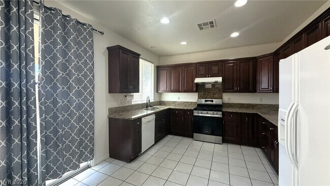 Building Photo - 7839 Palace Monaco Ave