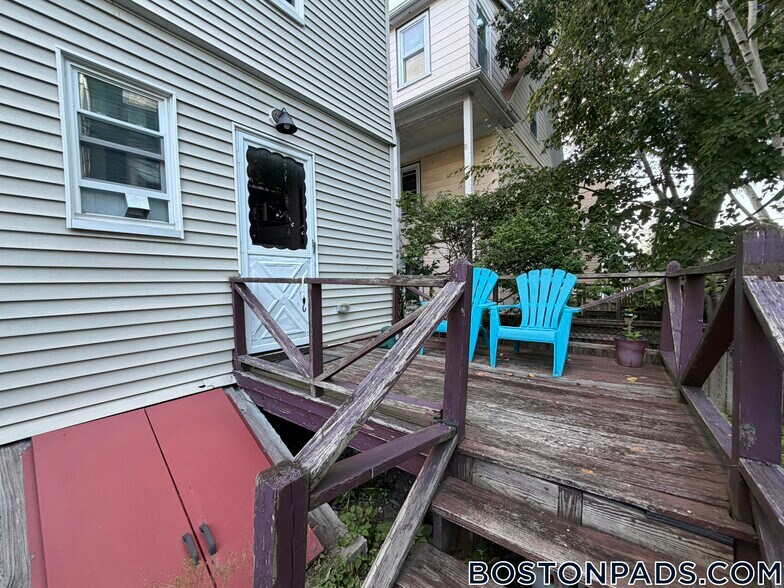 Building Photo - 113 Fresh Pond Pkwy