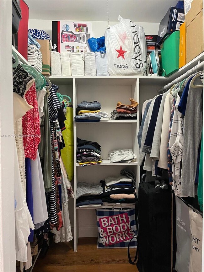 Building Photo - 13155 Ixora Ct