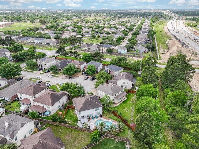 Building Photo - 19822 Breezy Cove Ct