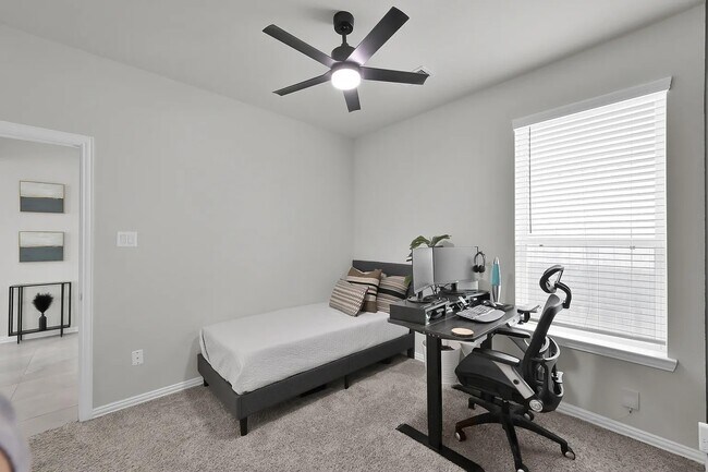 Building Photo - 40558 Berylline Ln.