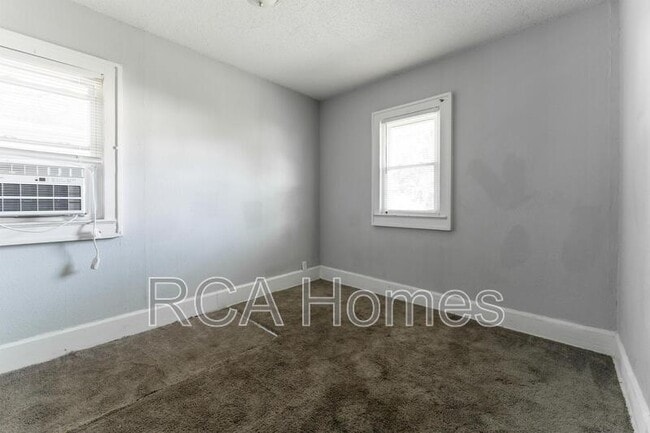 Building Photo - 1411 N Belleview Pl