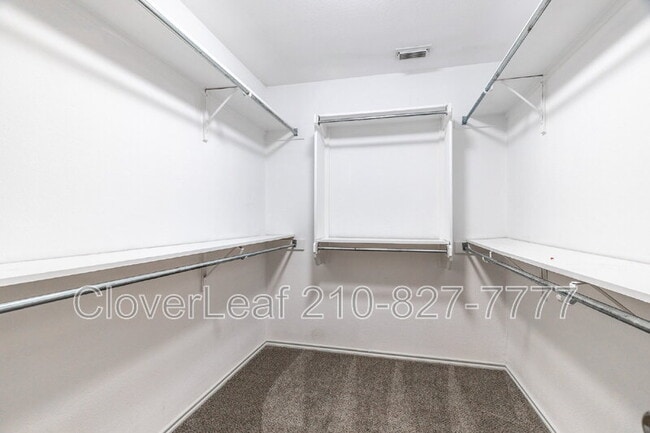 Building Photo - 3011 Pedernales Dr