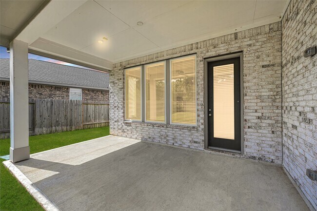 Building Photo - 9339 Galloway Wds Trl