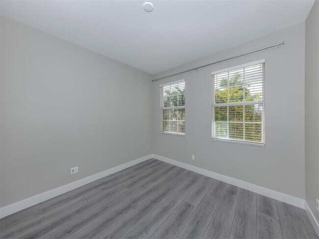 Building Photo - 3941 Yellowstone Cir