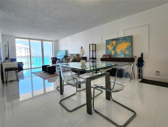 Building Photo - 3000 S Ocean Dr