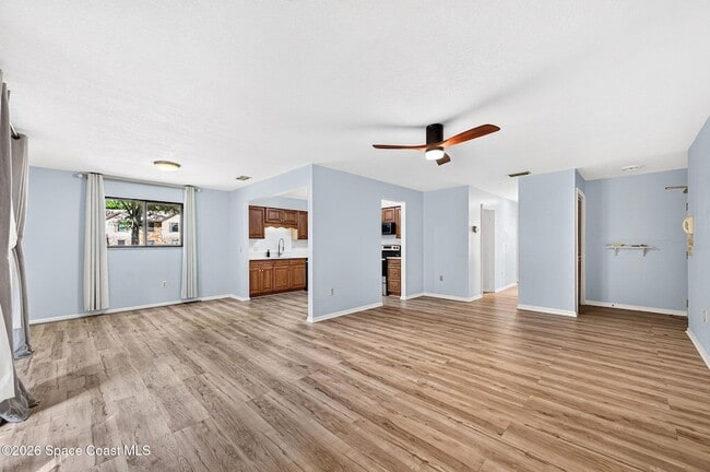 Building Photo - 9000 York Ln