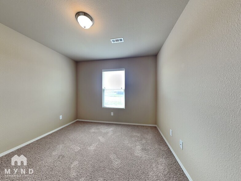 Building Photo - 12509 Solandra Cir