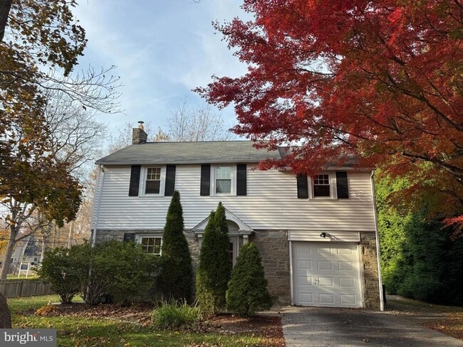 Building Photo - 412 Grange Rd