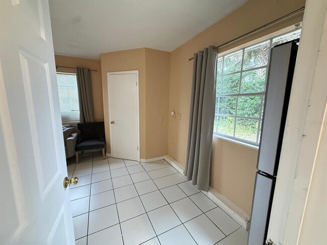 Building Photo - 7326 Lake Floy Cir