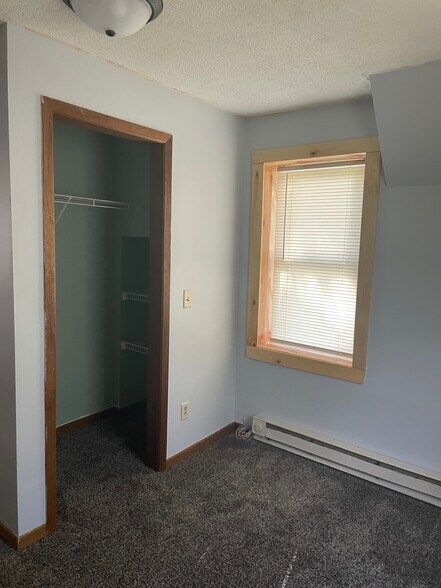 1st Bedroom - 929 4th St SE