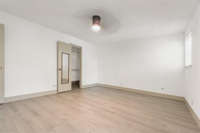 Building Photo - 210 Oak Forest Trail