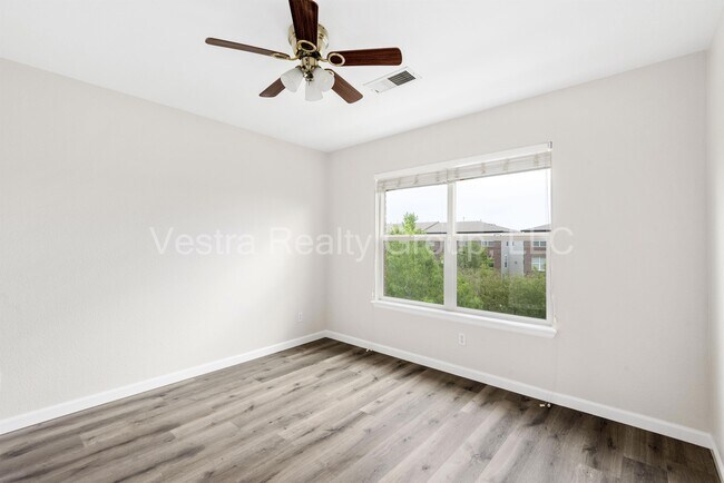 Building Photo - 4157 W 118th Pl