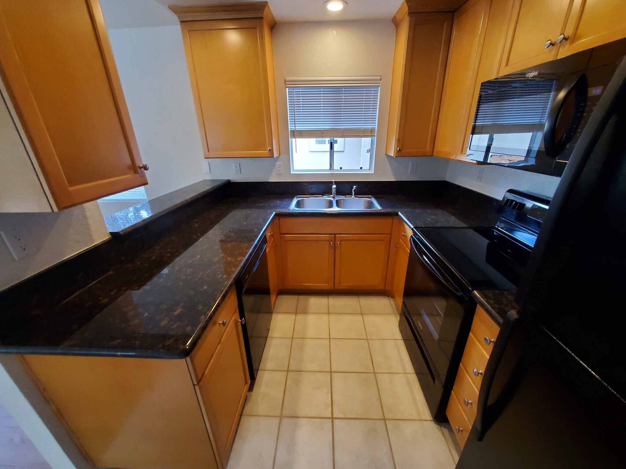 Building Photo - 11353 Avenida De Los Lobos