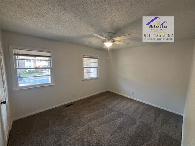 Building Photo - 573-E Winding Creek