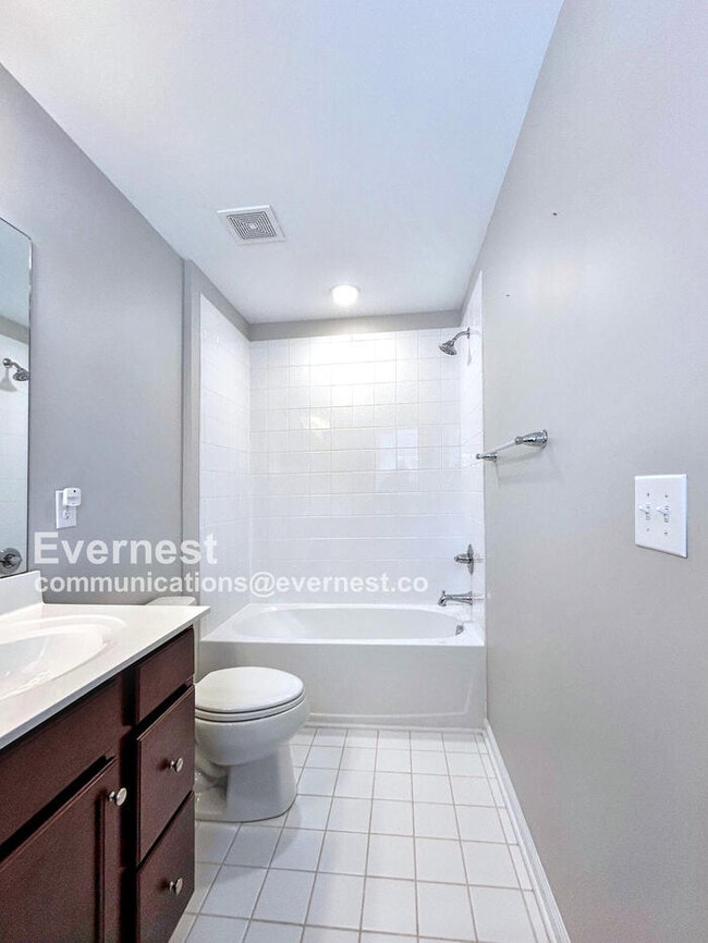 Building Photo - 2547 Norman Isle Dr
