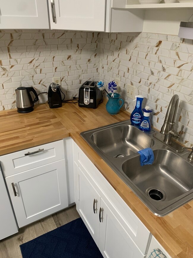 Building Photo - 2292 Costa Rican Dr