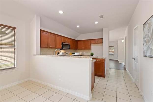 Building Photo - 115 Bird Creek Dr
