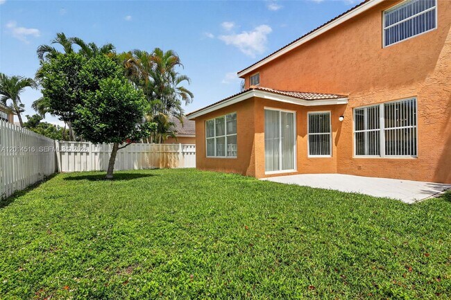 Building Photo - 16398 SW 27th St