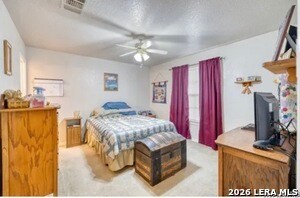 Building Photo - 622 S Oak St