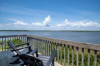 Building Photo - FURNISHED OFF-SEASON MONTHLY RENTAL-STARTI...