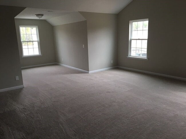 Building Photo - 494 Archie Way