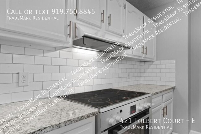 Building Photo - 421 Tolbert Ct