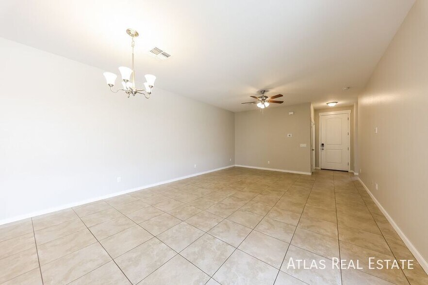 Building Photo - 14735 W Alexandria Way