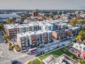 Building Photo - VP3
